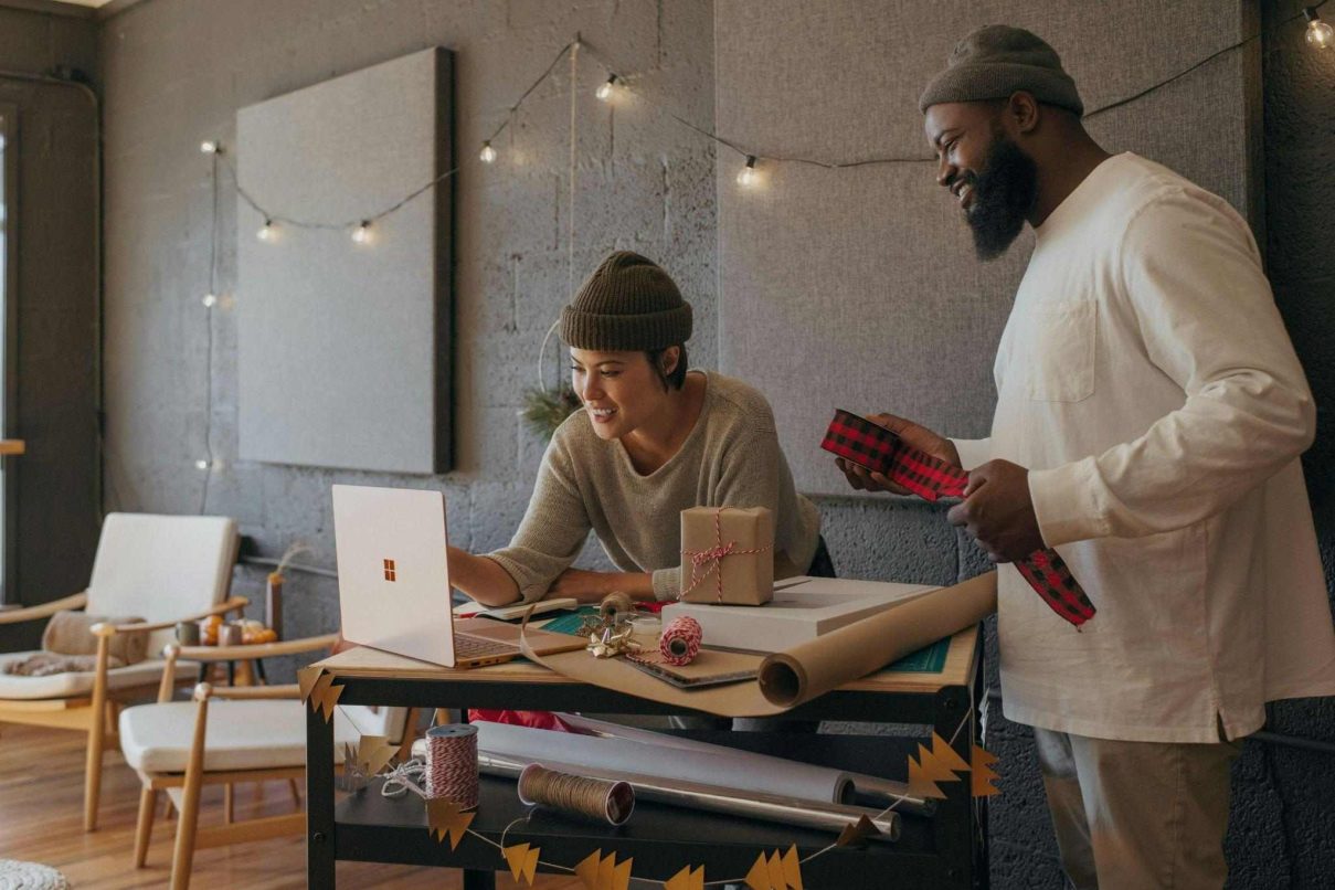 Corporate Gifts for Employees vs. Clients