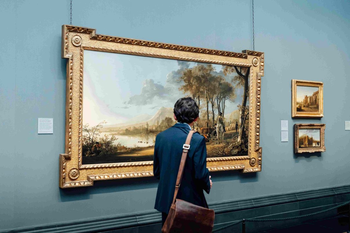 Art gallery gifts for men