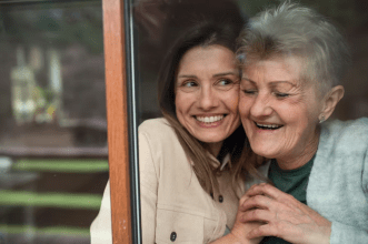 35+ Best Personalised Mother's Day Gifts (Experiences & Keepsakes)