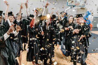 What Companies Send Graduation Gifts