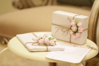 What Are Traditional Wedding Gifts? Customs Around the World (And Modern Alternatives)