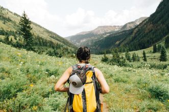 Best Gifts for Travelers: Top 7 Travel Gifts That Frequent Flyers Actually Want
