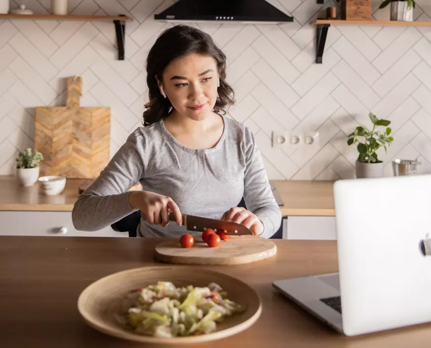 Online cooking class