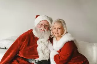What Are The Best Christmas Gifts for Boyfriends Parents
