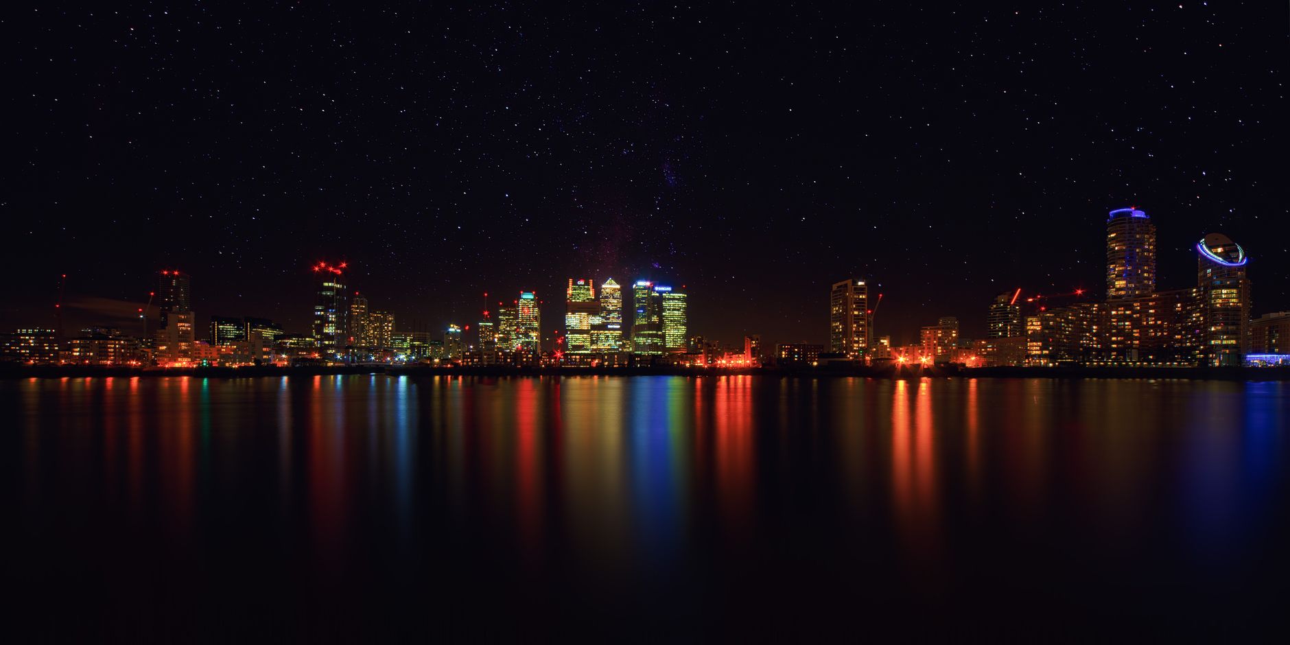 tinggly night sky